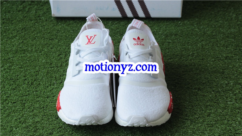 Real Boost Adidas NMD x Supreme LVS White